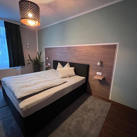 Hotel Am Vogelsang เกเฟลส์แบร์ก ภายนอก รูปภาพ